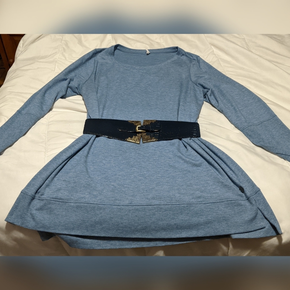 Ideology Lightweight 2XL Sweater w/ FREE Belt